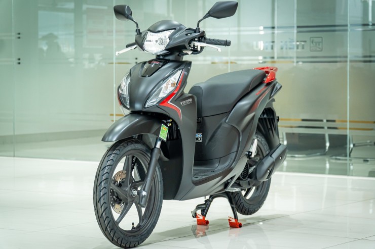 Giá Honda Vision đầu tháng 5/2024, chênh cao chỉ hơn 2 triệu đồng