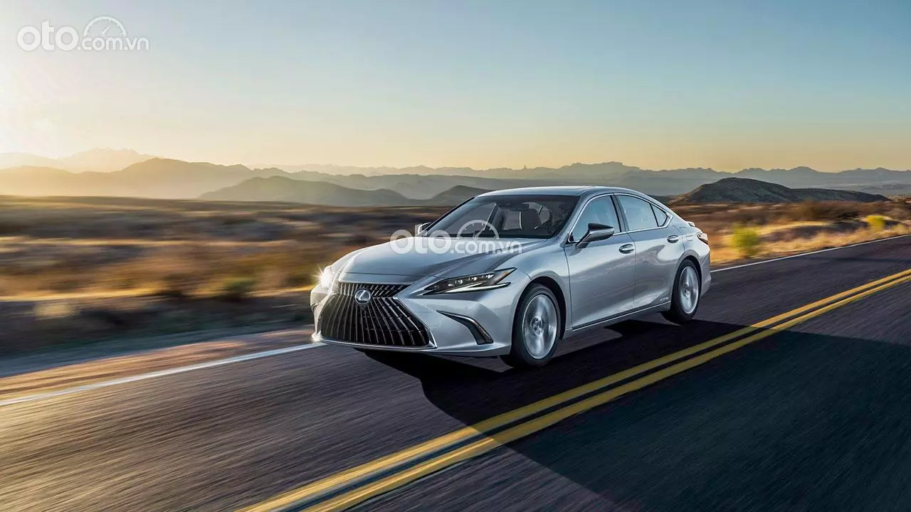 Giá xe Lexus ES 250 kèm tin khuyến mại tháng 5/2024