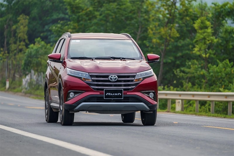 Bảng giá xe Toyota Rush kèm ưu đãi mới nhất tháng 05/2024