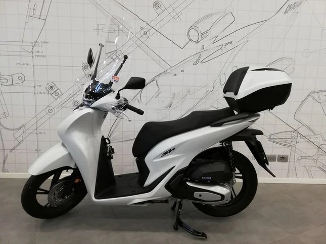 Honda SH 2024 bổ sung màu mới