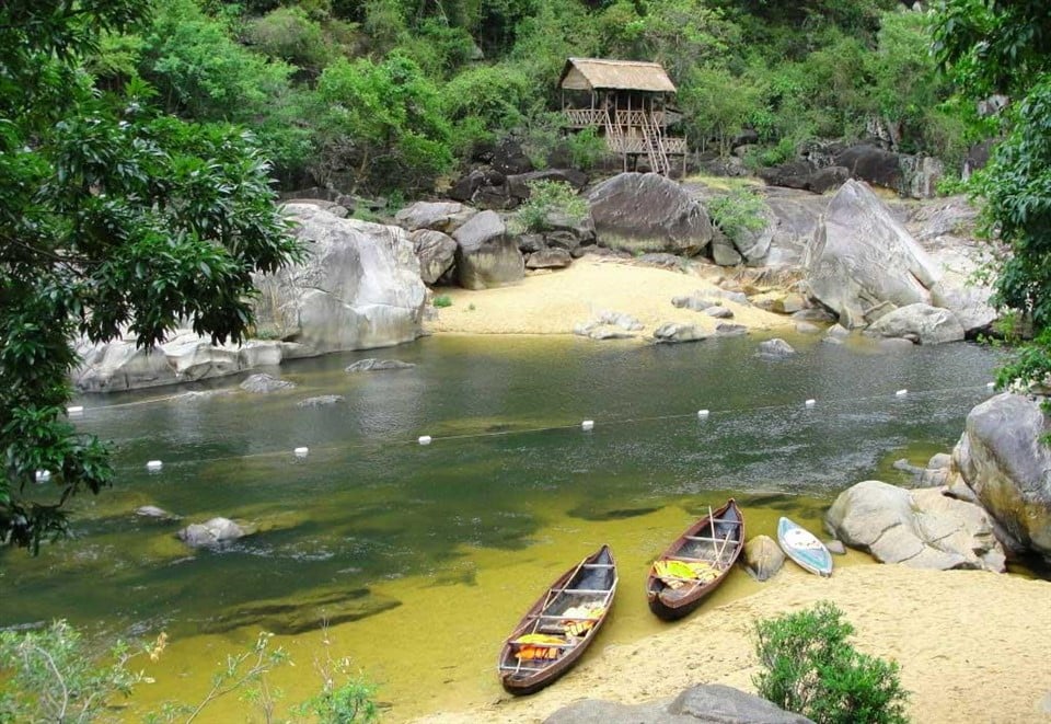 Quy Nhơn có gì chơi? 30 địa điểm du lịch thu hút hội cuồng chân