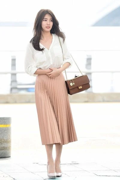 Phối đồ với chân váy dài mặc sao cho chuẩn fashionista?