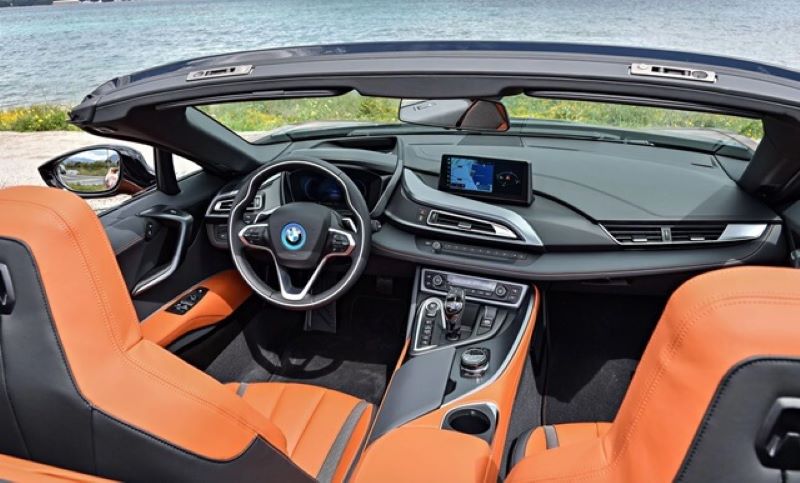 Giá xe BMW i8 mới nhất 2024. Còn đáng mua ở hiện tại không?