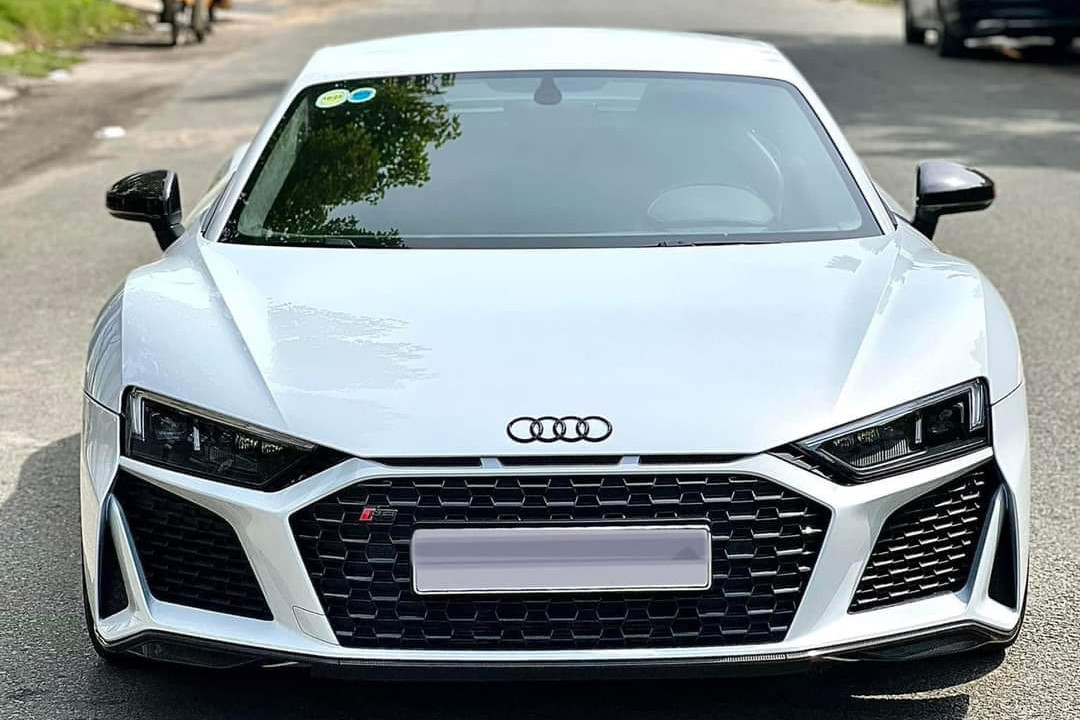 Siêu xe Audi R8 chạy cực ít về tay ông Đặng Lê Nguyên Vũ, giá trên 9 tỷ đồng