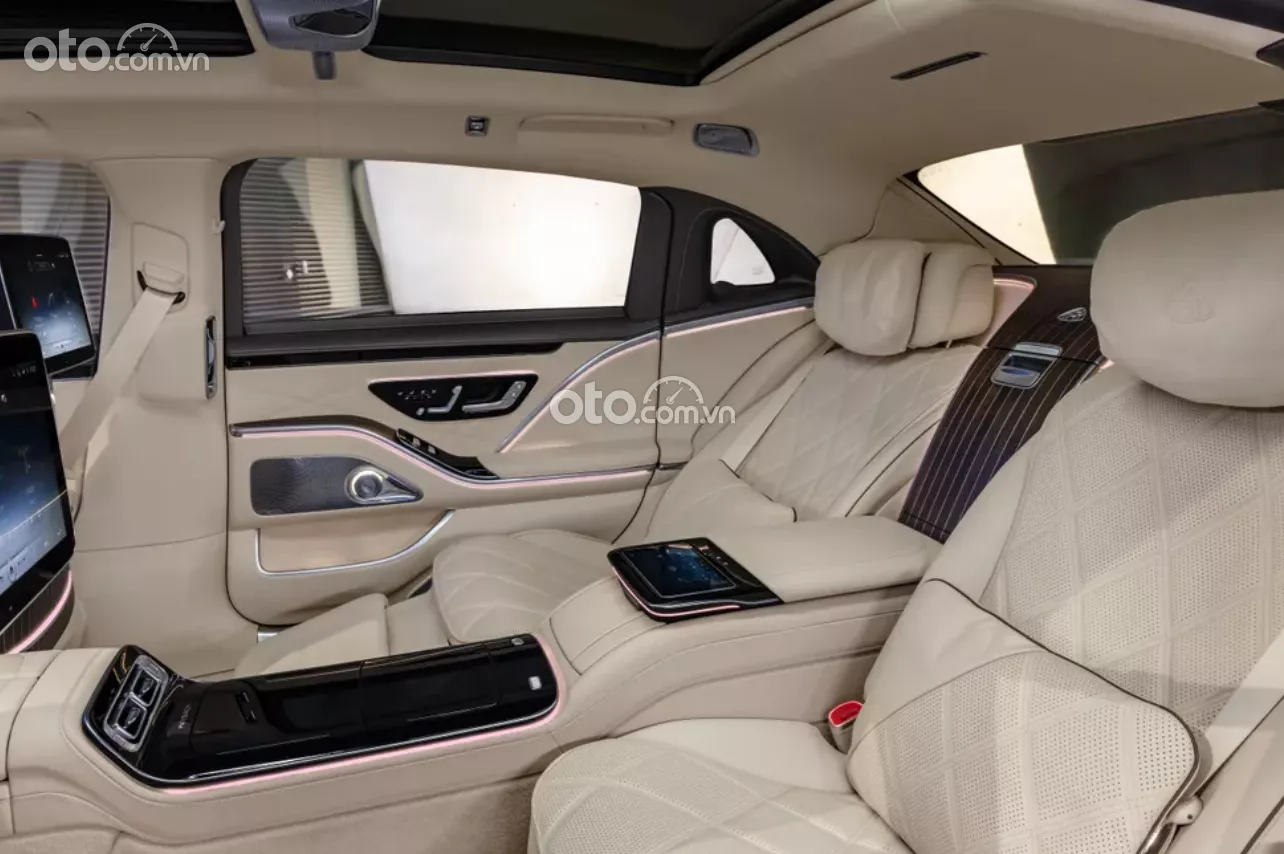 Giá xe Mercedes-Maybach S 680 4Matic kèm ưu đãi tháng 6/2024