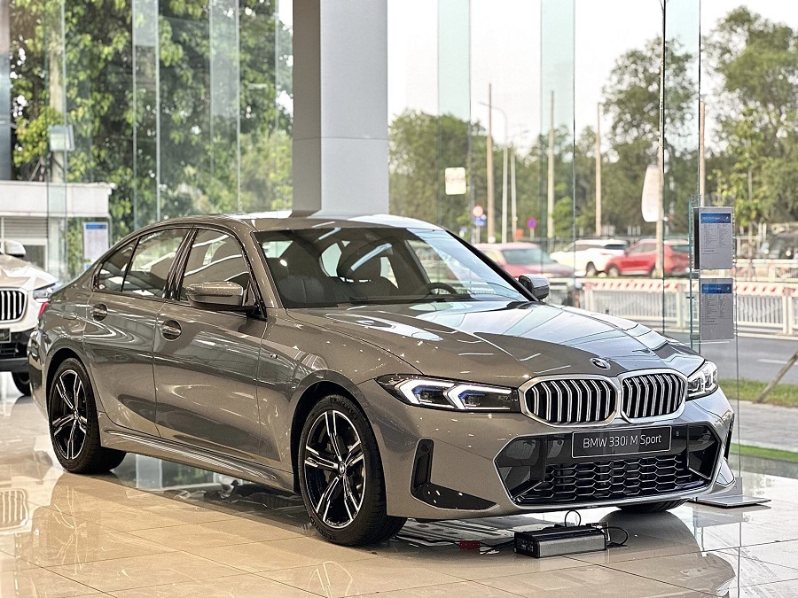 BMW 3 Series 2024: Bảng giá lăn bánh, Thông tin Xe & Ưu đãi tháng 06/2024