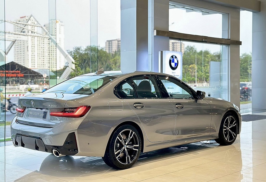 BMW 3 Series 2024: Bảng giá lăn bánh, Thông tin Xe & Ưu đãi tháng 06/2024