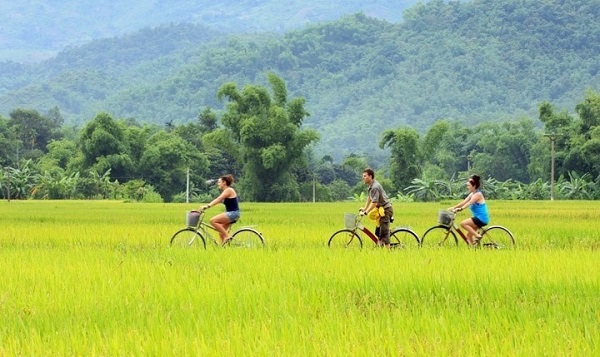 Tour du lịch Mai Châu Hòa Bình 2 ngày 1 đêm