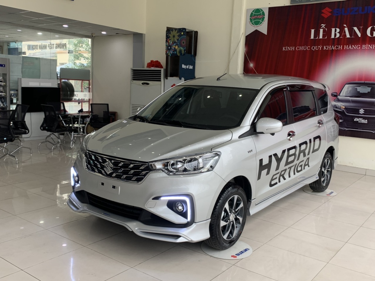 Suzuki Ertiga Hybrid 2024 |