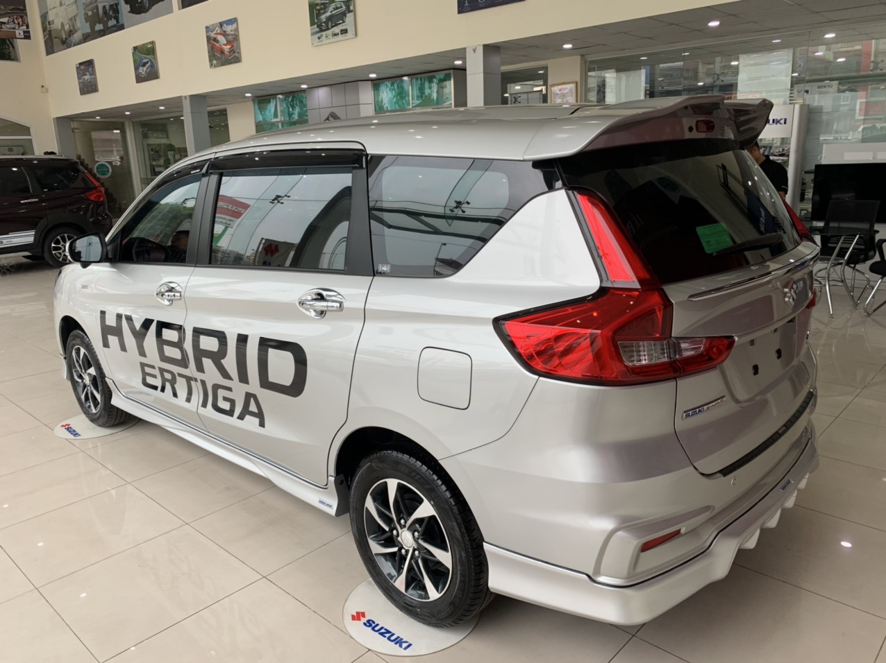 Suzuki Ertiga Hybrid 2024 |