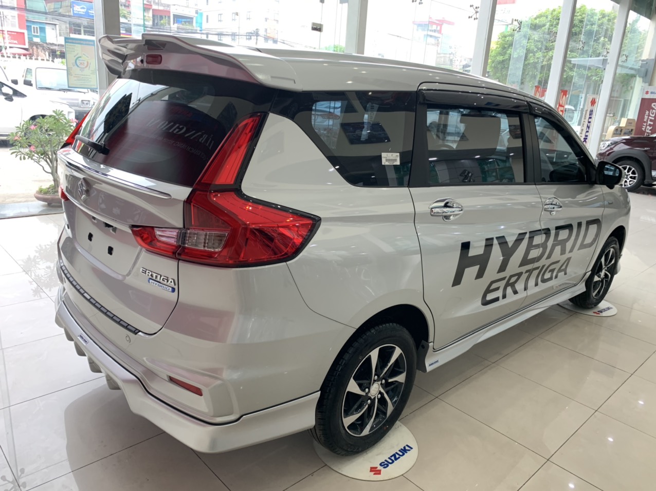 Suzuki Ertiga Hybrid 2024 |