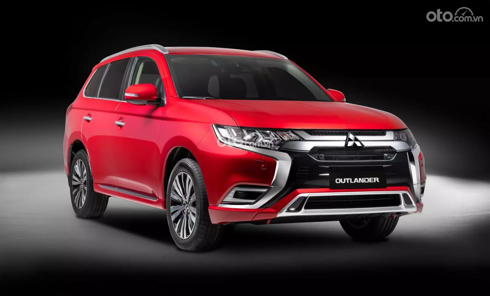 Giá xe Mitsubishi Outlander kèm ưu đãi mới nhất tháng 7/2024