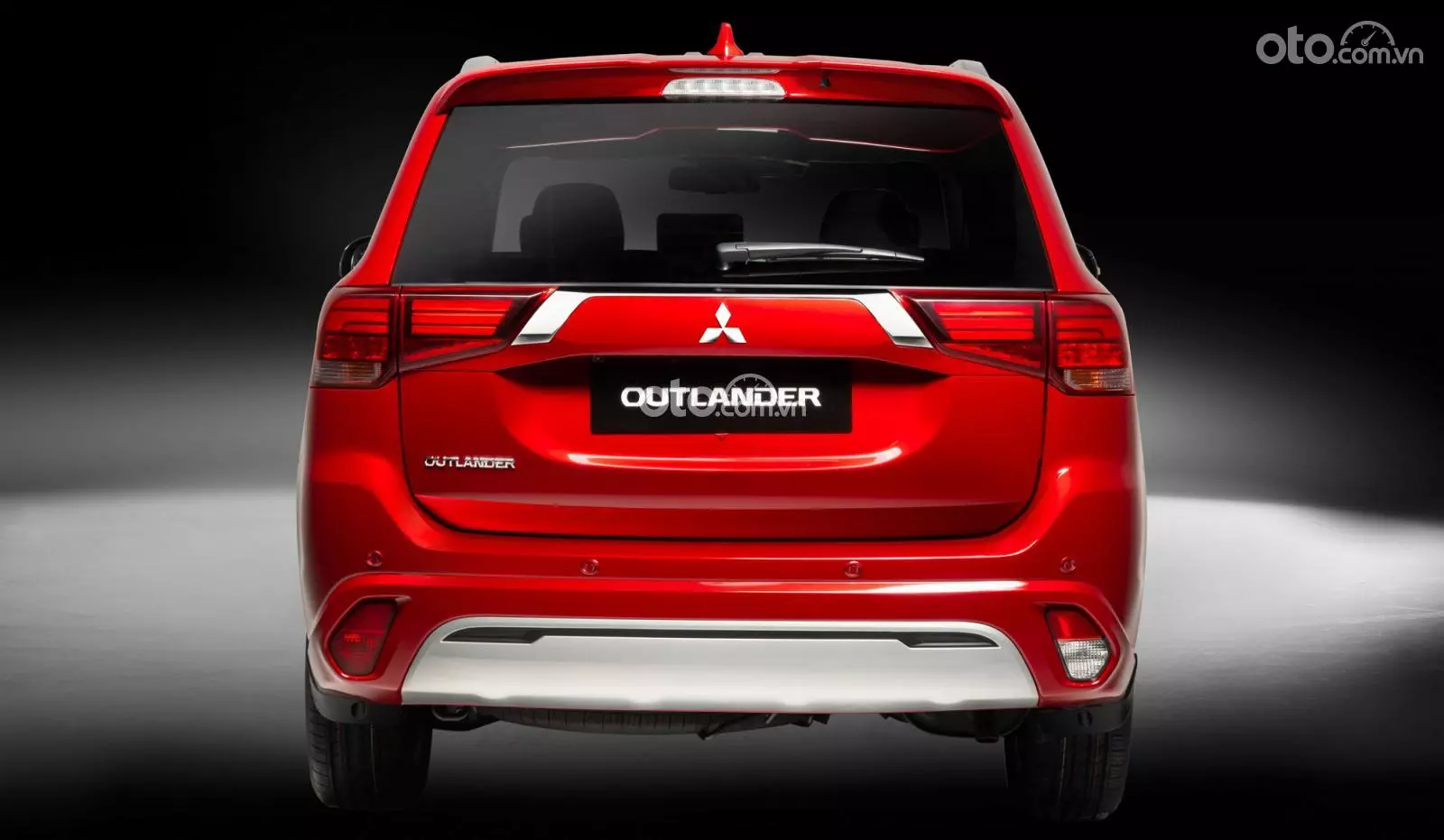 Giá xe Mitsubishi Outlander kèm ưu đãi mới nhất tháng 7/2024