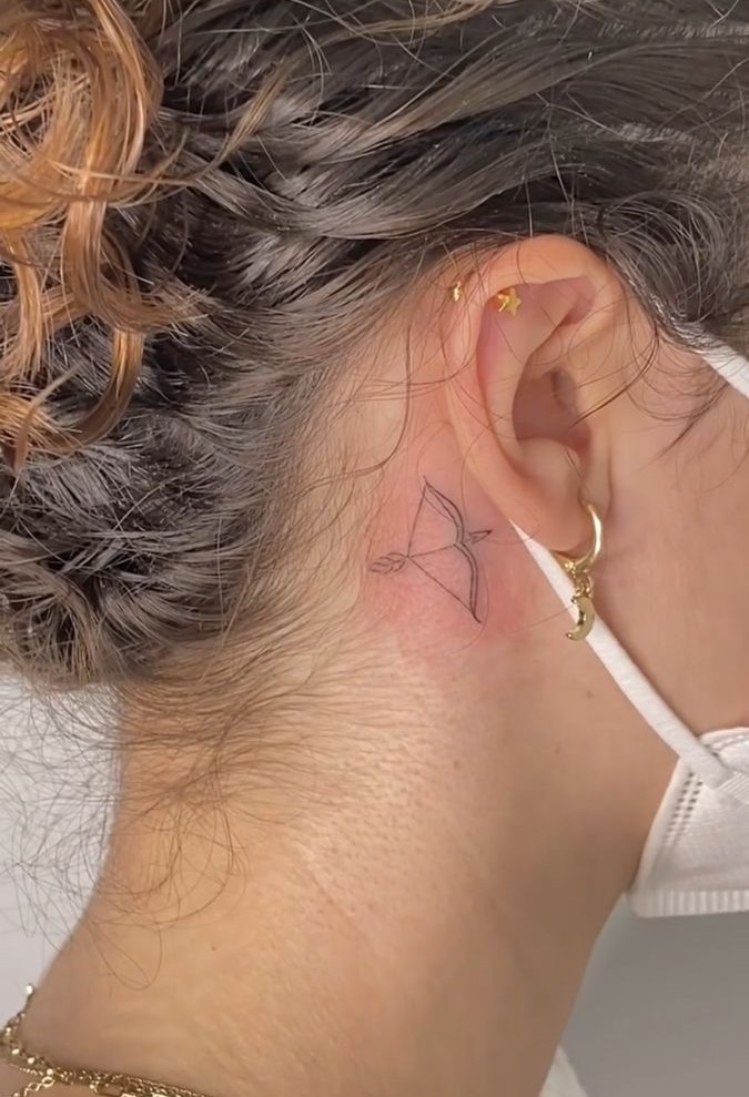 Gợi ý 200 hình xăm mini ở cổ cho nam và nữ độc đáo nhất - Genztattoo