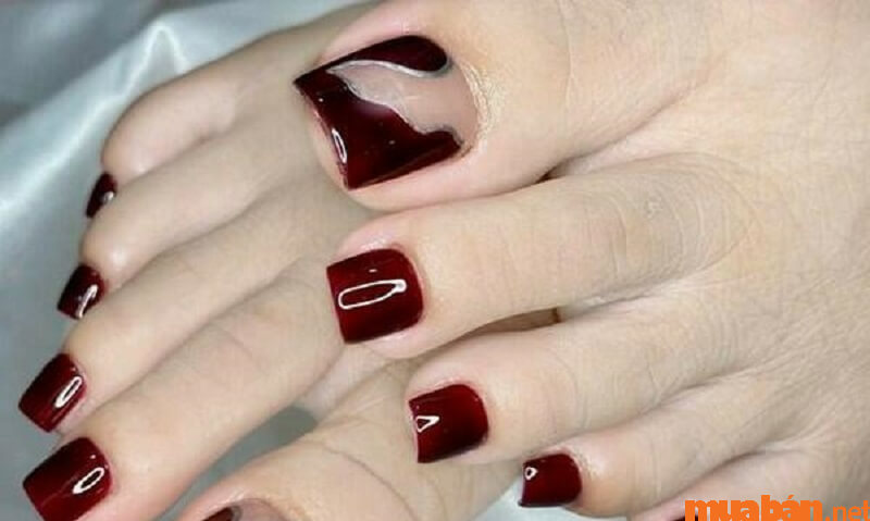 101+ Mẫu nail chân màu đỏ tôn da, “chanh sả” mới nhất