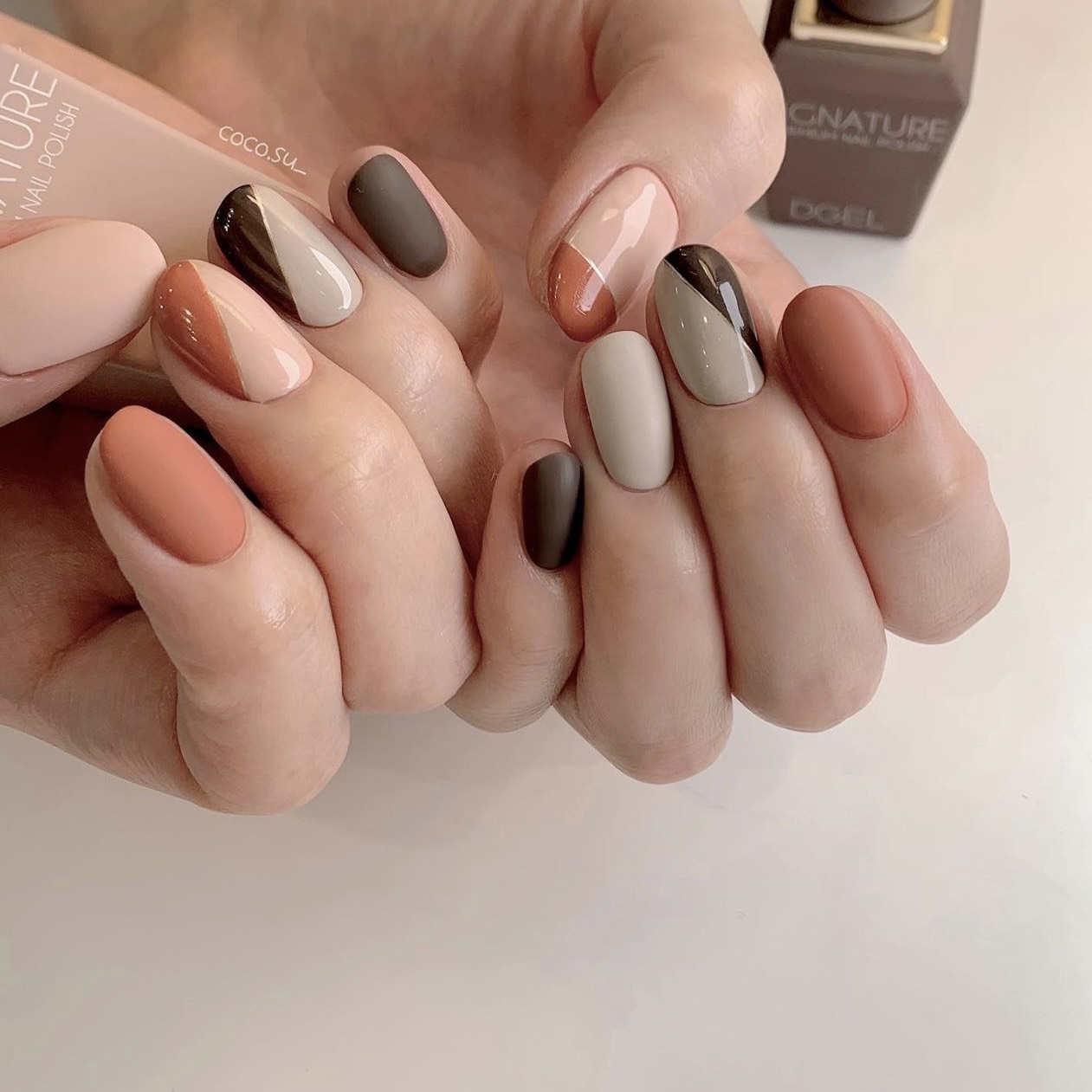 24+ Mẫu nail đẹp, sang chảnh, hot trend dành cho năm nay