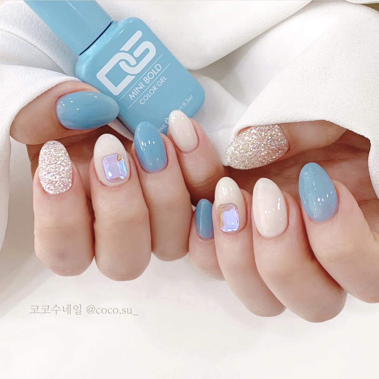 24+ Mẫu nail đẹp, sang chảnh, hot trend dành cho năm nay