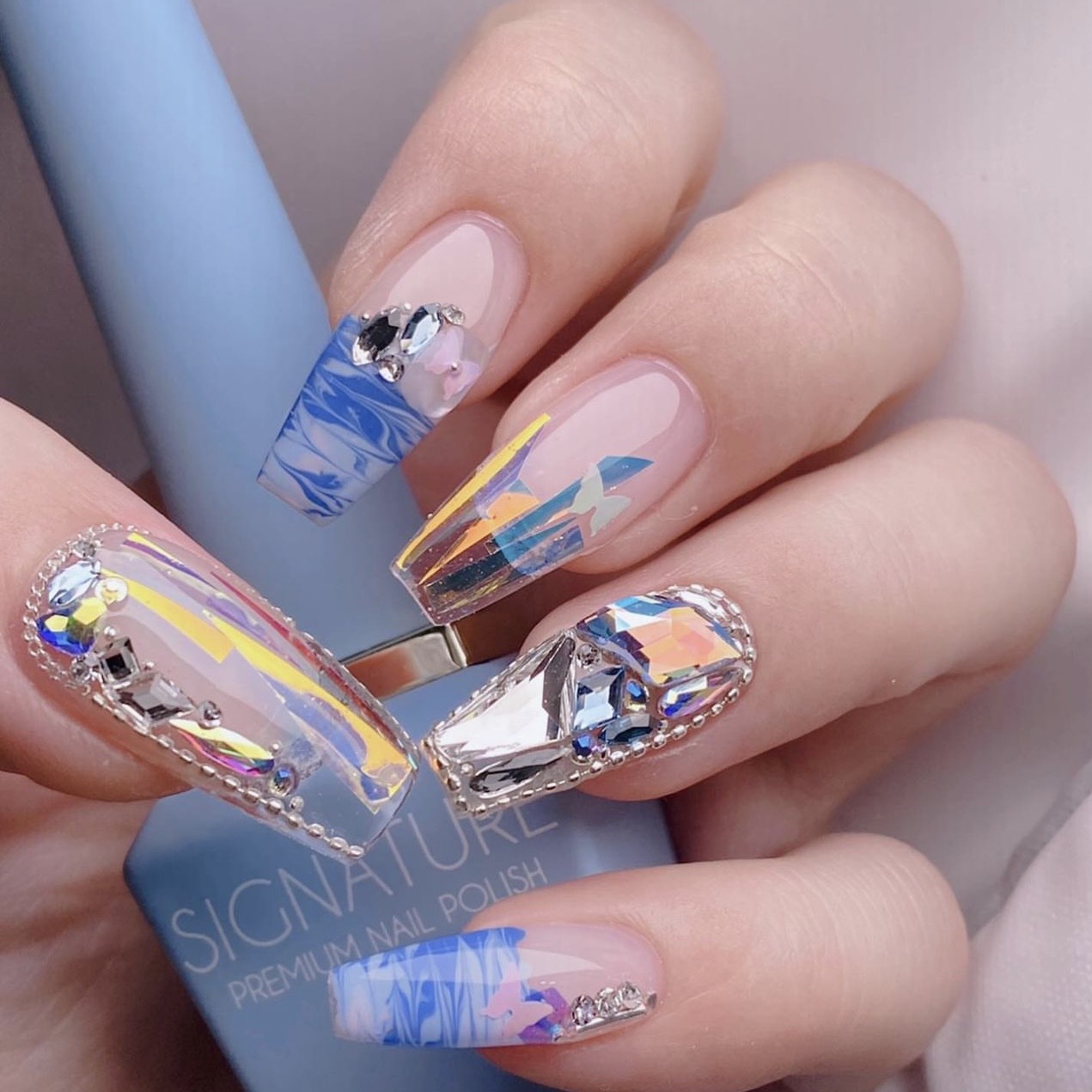 24+ Mẫu nail đẹp, sang chảnh, hot trend dành cho năm nay