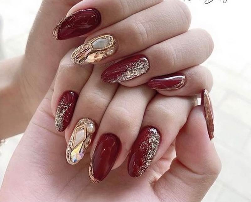 Top Những Mẫu Nail Màu Đỏ Mận Đẹp - Sự Quyến Rũ và Đẳng Cấp Cho Đôi Bàn Tay