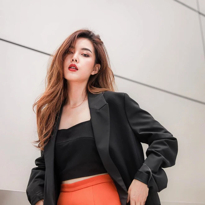 Blazer là gì? 18 cách phối đồ với áo blazer đẹp đỉnh 2023