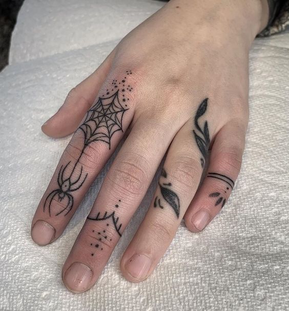 150 hình xăm mini trên ngón tay cho nam và nữ cực phong cách - Genztattoo