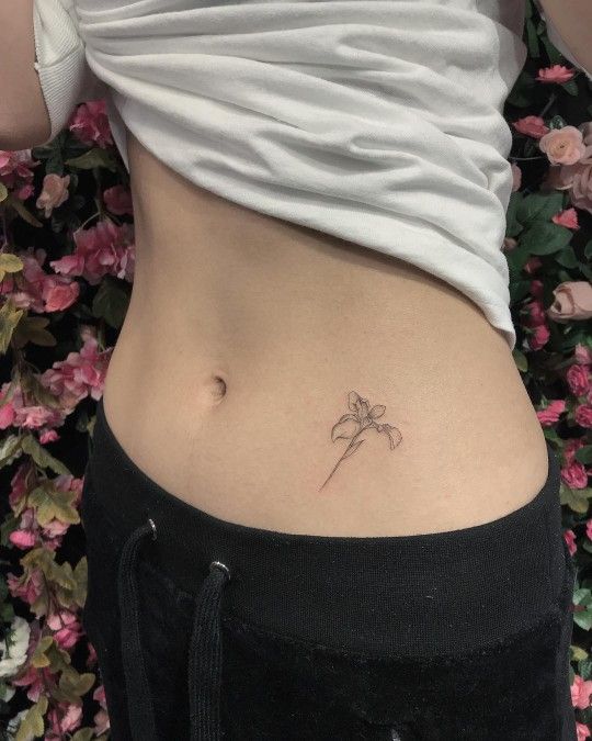 Top 222+ mẫu hình xăm ở eo đẹp và cuốn hút - Genztattoo