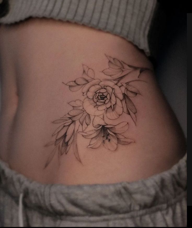 Top 222+ mẫu hình xăm ở eo đẹp và cuốn hút - Genztattoo