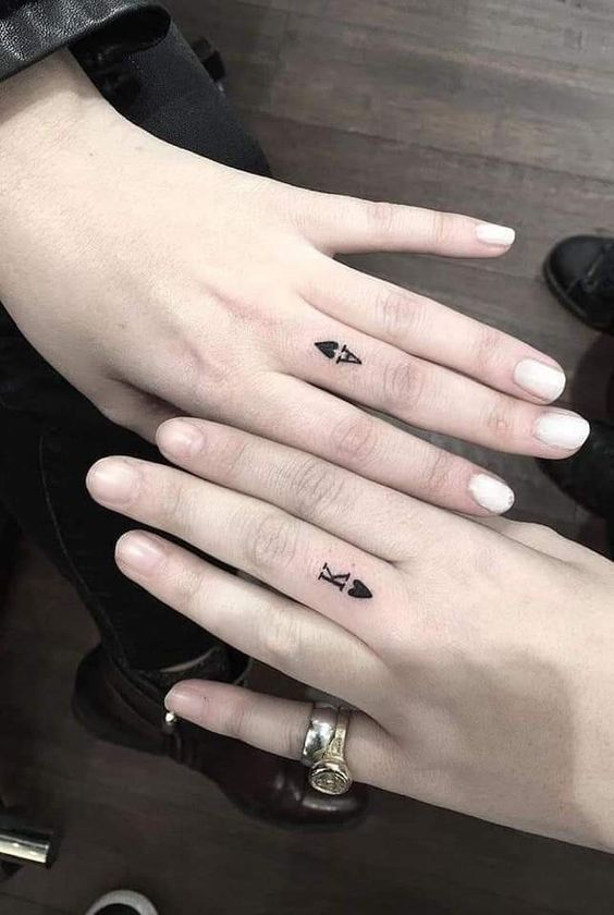 150 hình xăm mini trên ngón tay cho nam và nữ cực phong cách - Genztattoo