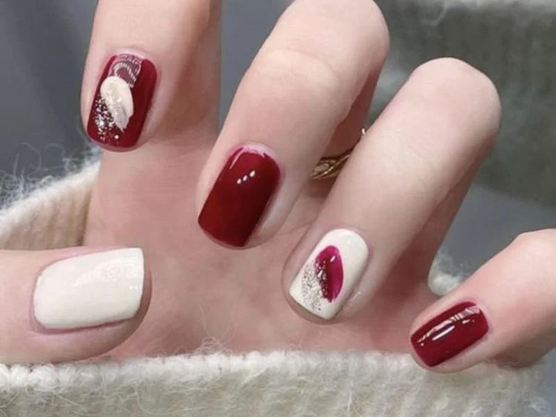 Khám phá những mẫu nail màu đỏ rượu cực đẹp và quý phái