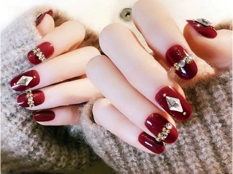 Những mẫu nail Tết cực đẹp cho tín đồ sành điệu đón năm mới