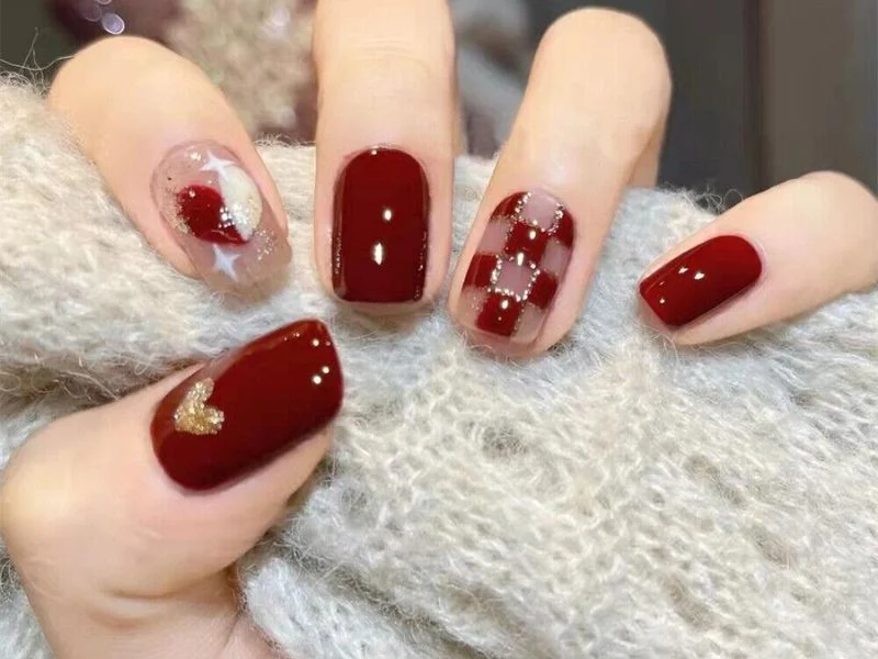 Khám phá những mẫu nail màu đỏ rượu cực đẹp và quý phái