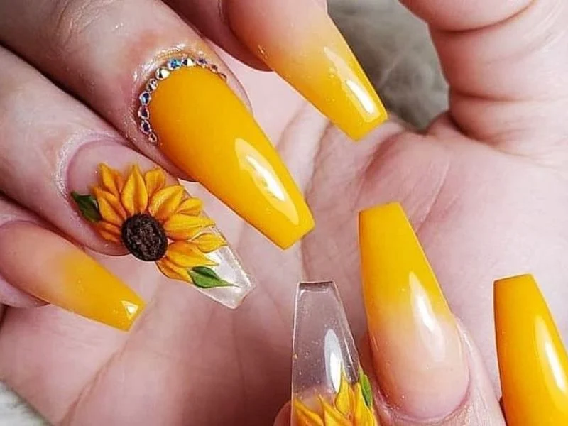 Những mẫu nail Tết cực đẹp cho tín đồ sành điệu đón năm mới