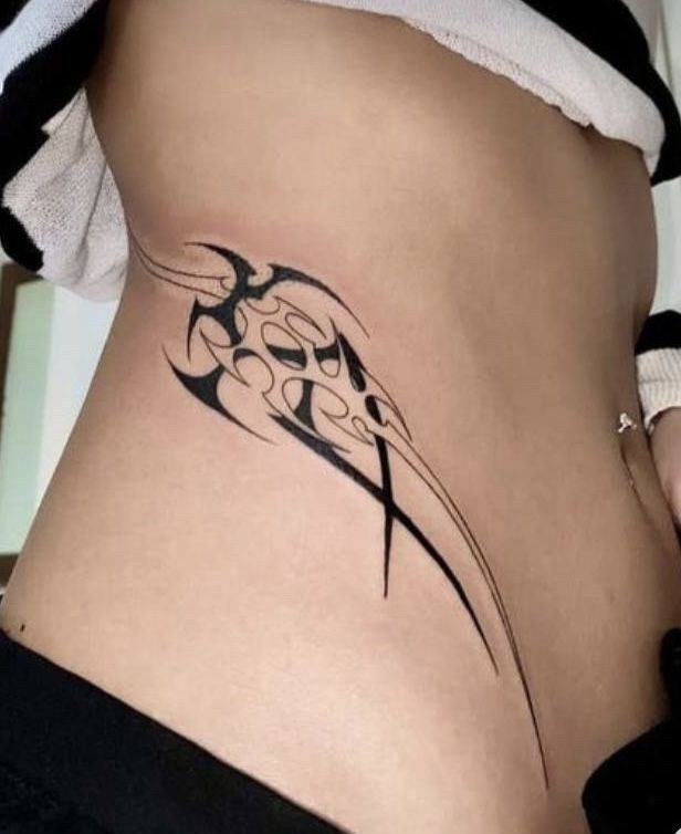 Top 222+ mẫu hình xăm ở eo đẹp và cuốn hút - Genztattoo