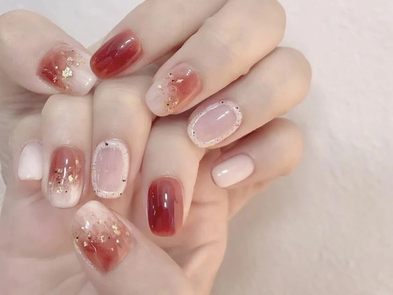 Khám phá những mẫu nail màu đỏ rượu cực đẹp và quý phái