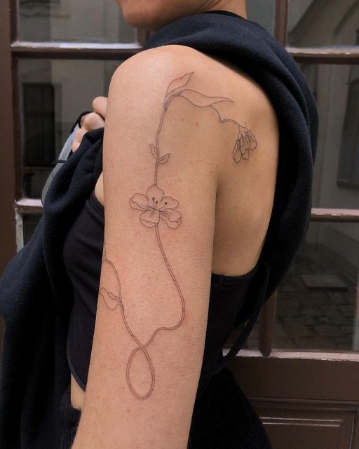 150 hình xăm hoa mini cho những vị trí đẹp nhất - Genztattoo