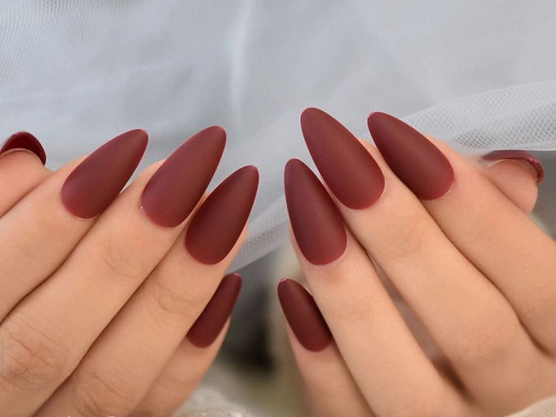 20+ Mẫu Nail Đỏ “Nịnh” Da Và Sang Chảnh Cho Các Nàng