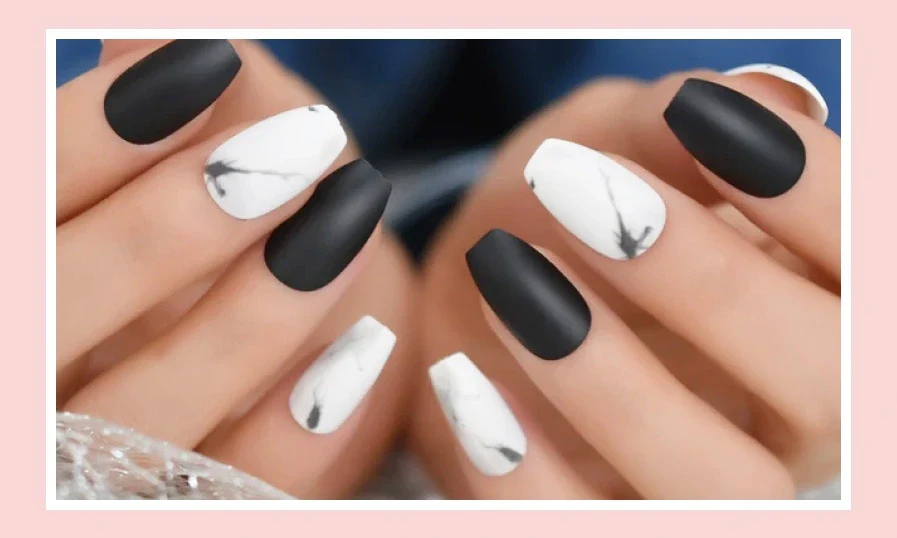 Những mẫu nail đen trắng cute, dễ thương giúp bạn tự tin xuống phố