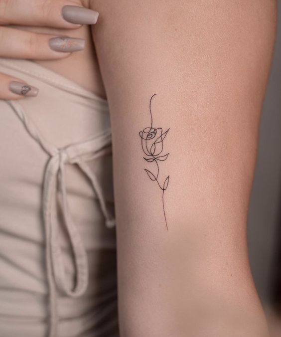 150 hình xăm hoa mini cho những vị trí đẹp nhất - Genztattoo