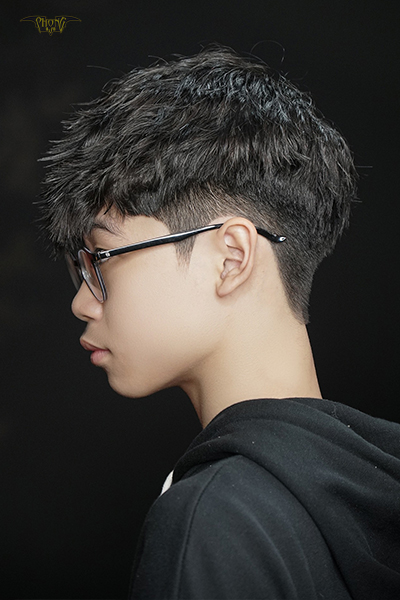 Tóc Side Part có cần Uốn để lên form không???