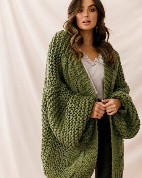 Top Áo Cardigan Nữ Hàn Quốc Luôn Khiến Nàng Trẻ Trung, Nổi Bật