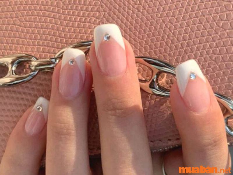 Gợi ý 19+ mẫu nail ngắn cực cute cho nàng bắt trend 2023