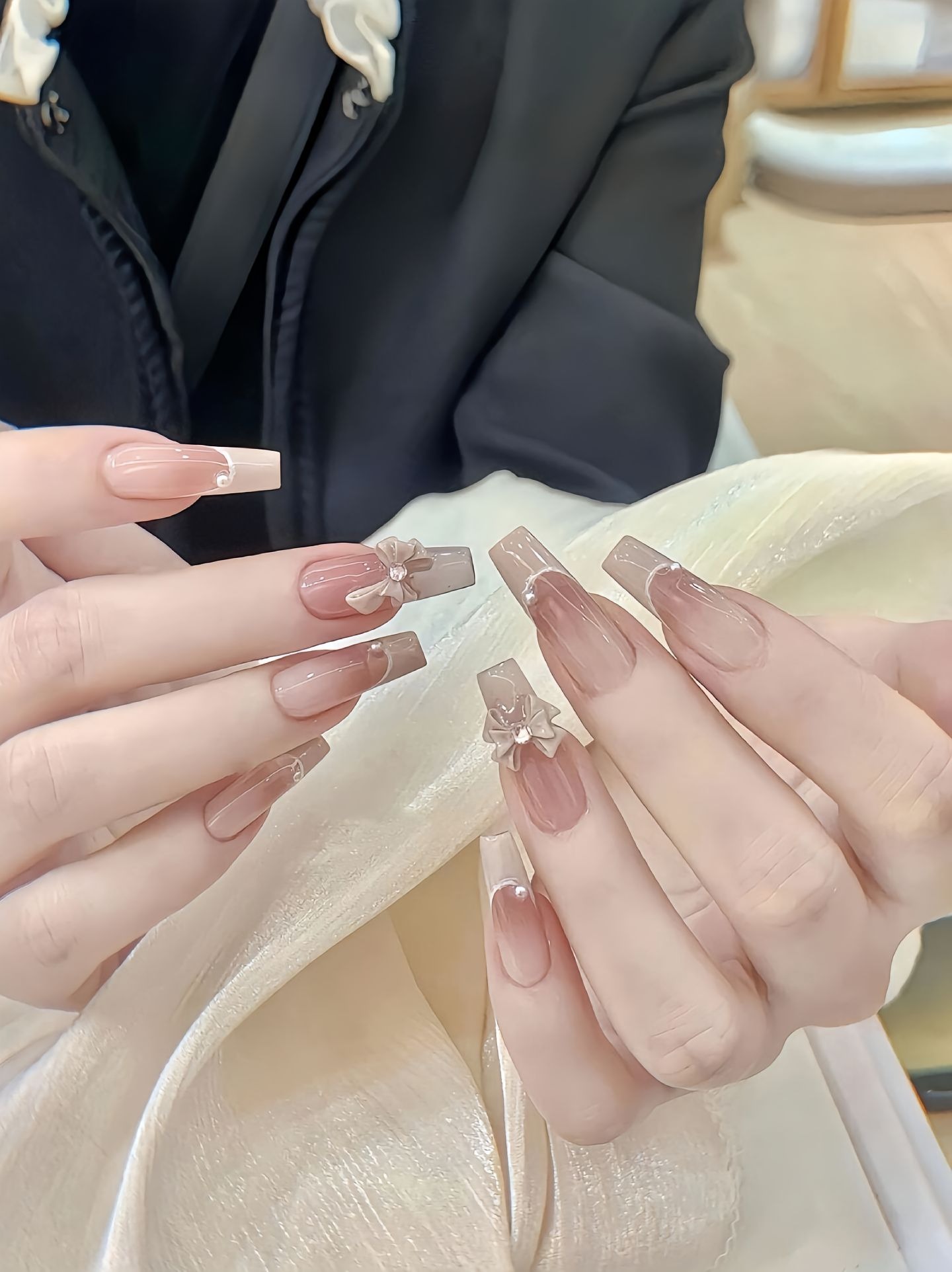 50+ Mẫu Nail Trong Suốt “Cực Phẩm” Khiến Bạn Ngỡ Ngàng