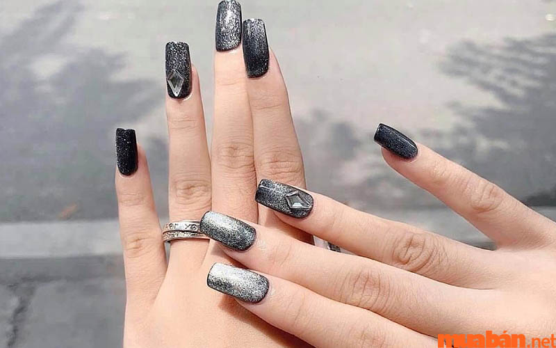 101+ Mẫu nail đen trắng sang trọng, dẫn đầu xu hướng hiện nay