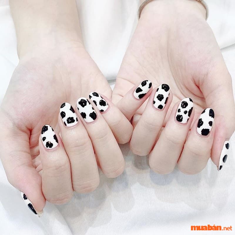 101+ Mẫu nail đen trắng sang trọng, dẫn đầu xu hướng hiện nay