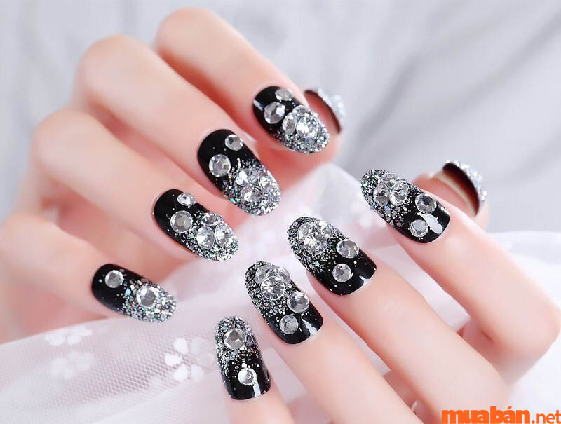 101+ Mẫu nail đen trắng sang trọng, dẫn đầu xu hướng hiện nay