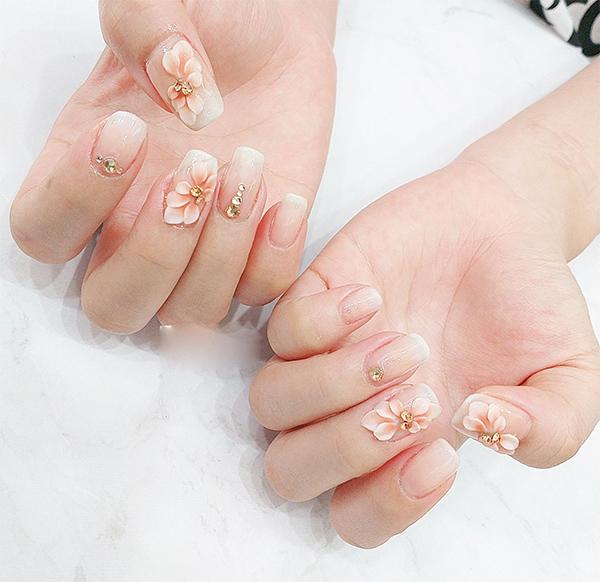 Nail ombre: Top 25 kiểu đẹp trẻ trung được yêu thích nhất hiện nay