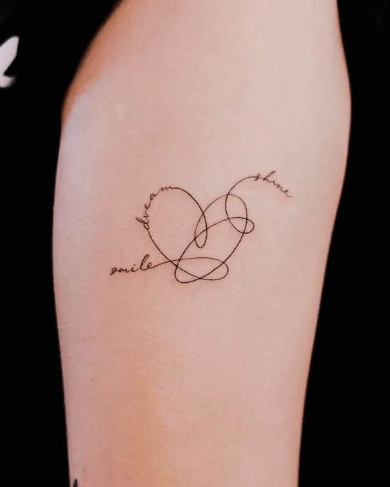 TOP những hình xăm trái tim mini đẹp và đơn giản, chi phí xăm ít - Genztattoo