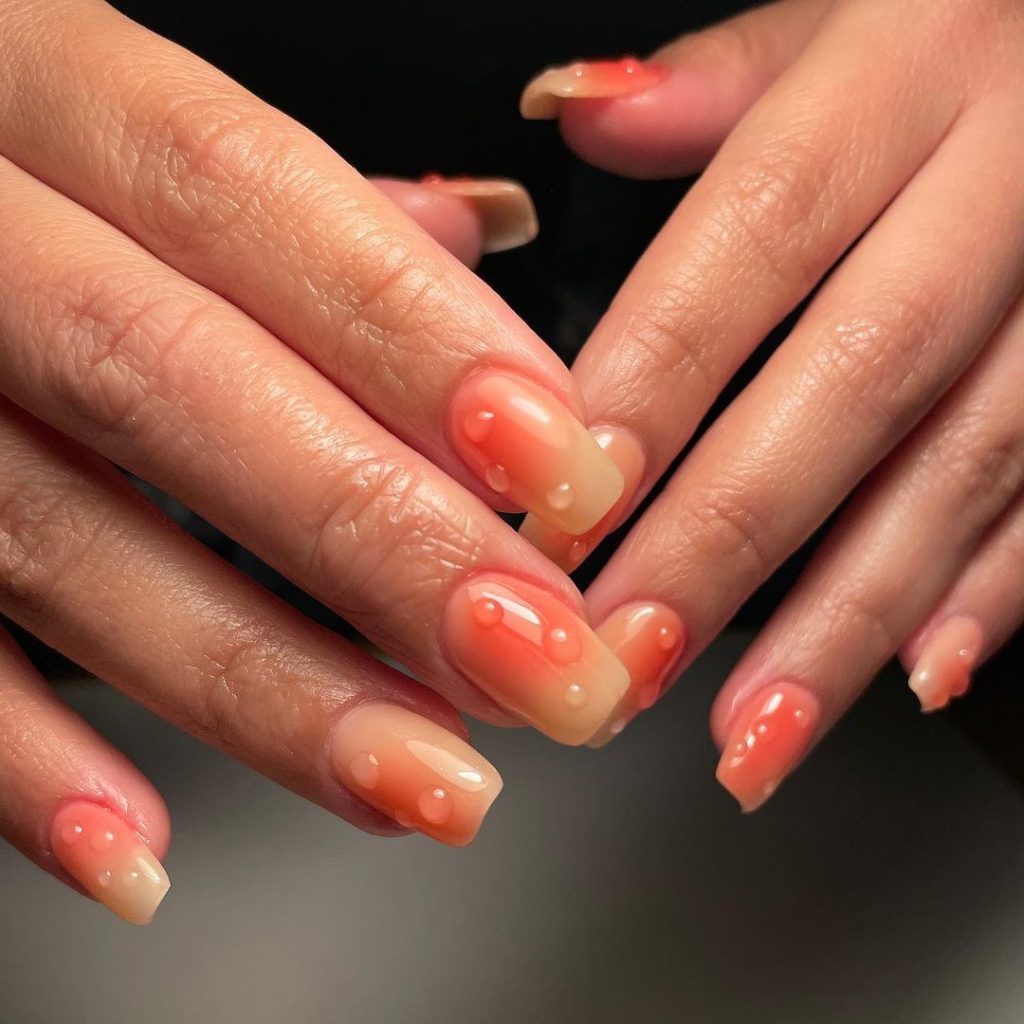 Tô điểm cho đôi bàn tay với những mẫu nail mùa Hè rực rỡ