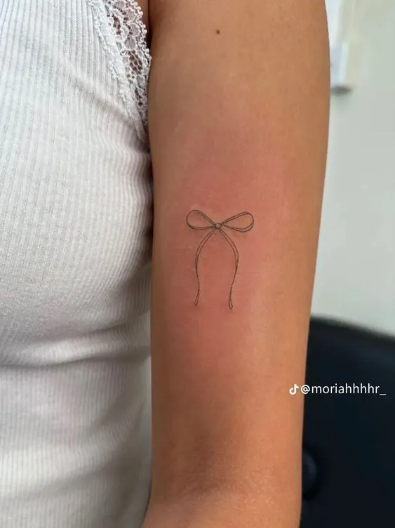 99 hình xăm nơ mini dễ thương cho những nàng thơ - Genztattoo