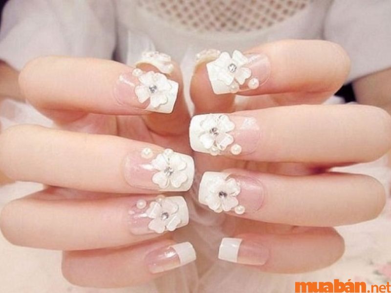 101+ mẫu nail trắng đính đá đẹp và không bị lỗi thời